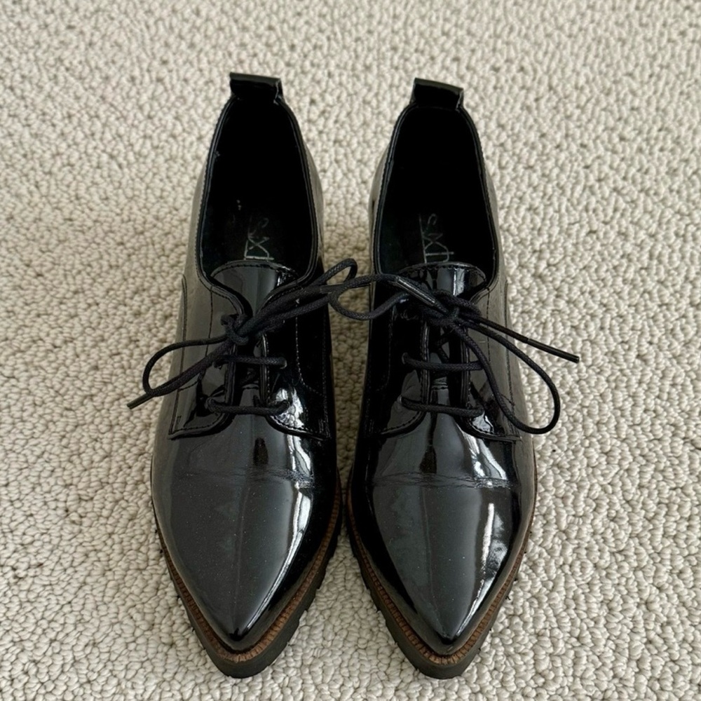 Anthro Sixtyseven Patent Leather Lace Up Shoes